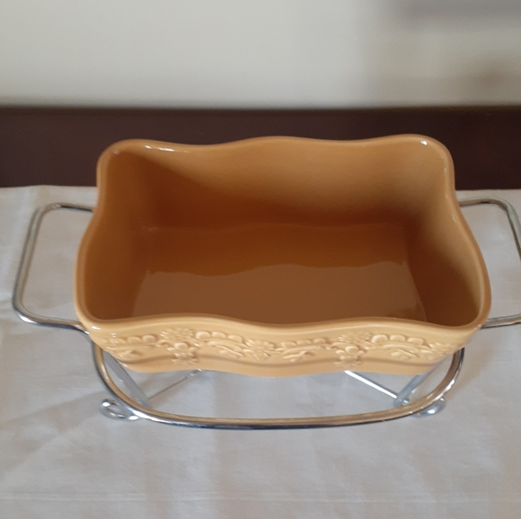 Temptations Ovenware with Warming Unit - Picture 2 of 4